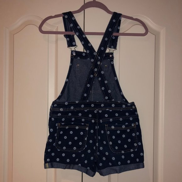 Cute Denim Daisy Jordache Overall Shorts - Picture 2 of 7